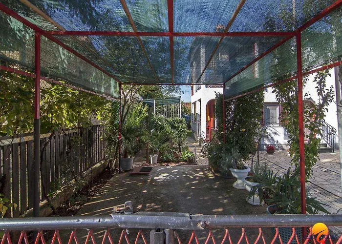 In Istrien 8360 Daire Valbandon