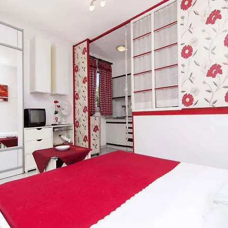 In Istrien 8360 Apartment *